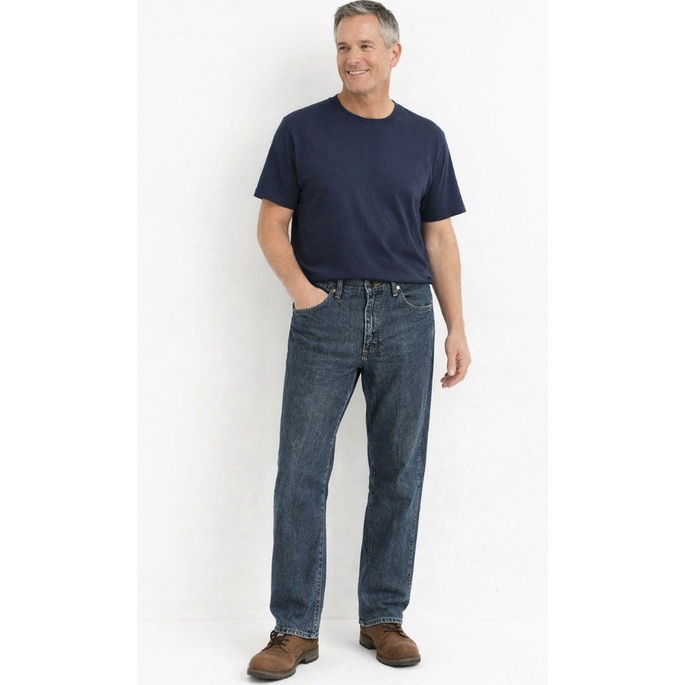 Wrangler Regular Fit Jeans Mens 32x34 Dark Wash Excellent 965T1QS Straight Leg